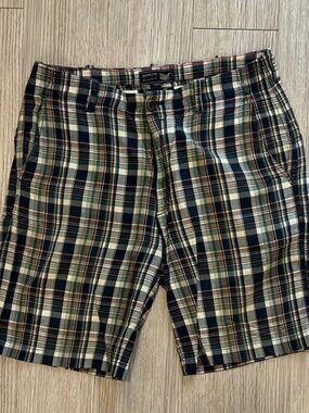 Arrow Size 32 Men's Plaid Shorts